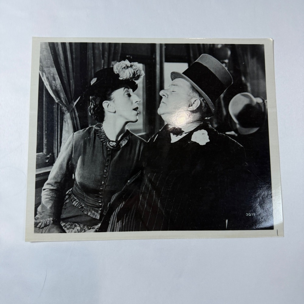 Vintage W.C. Fields Margaret Hamilton Movie Still Photo 8x10 Black White 3019